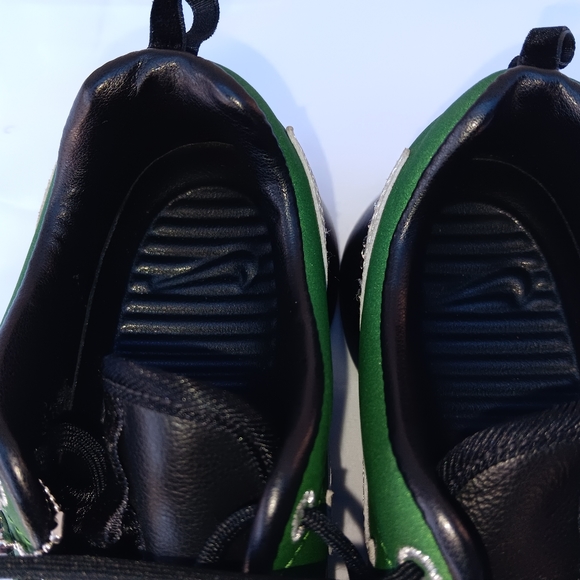 Shoes - Picture 7 of 7